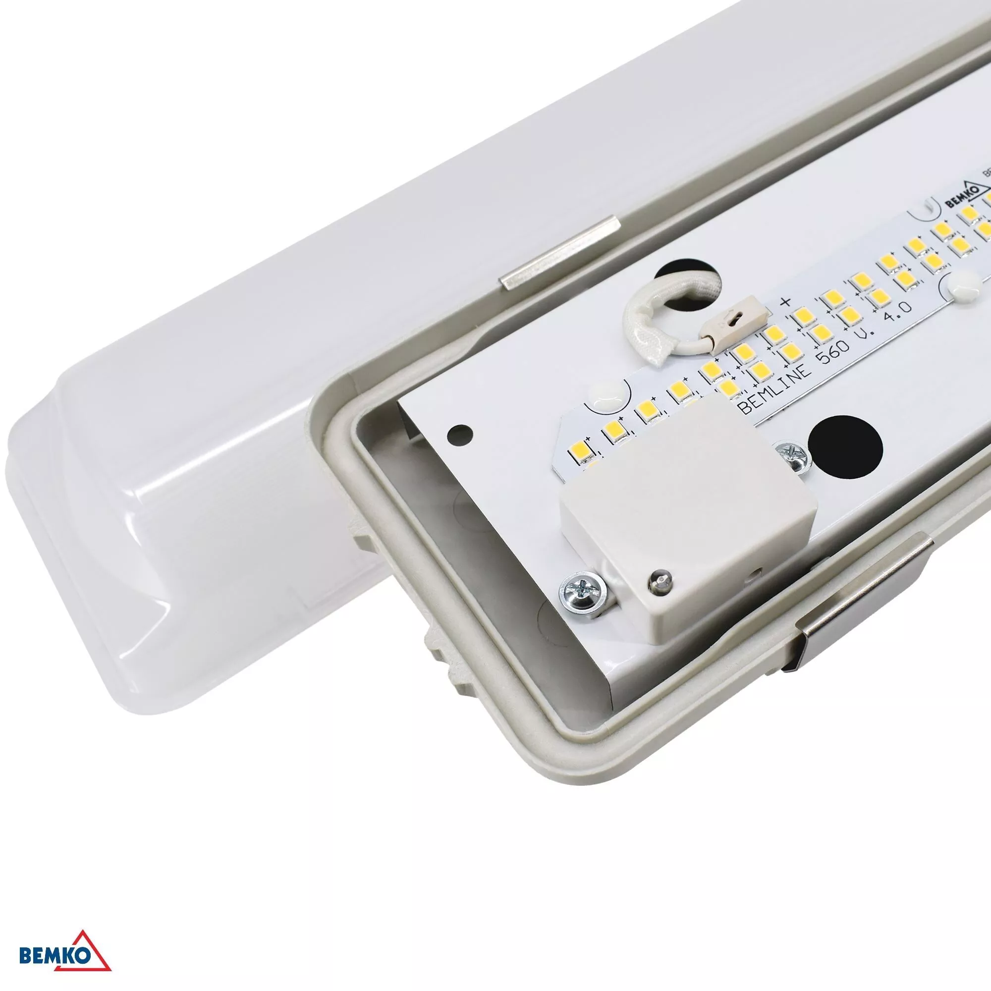 Oprawa hermetyczna LED Arkos 3 120 cm 60W 4000K 10500lm IP66 C17-HLC3-120A-60B-840B-2B Bemko