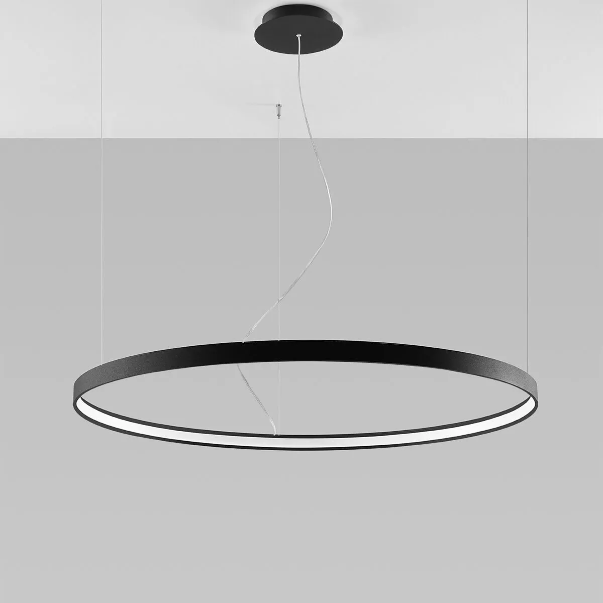 ŻYRANDOL RIO 110 CZARNY LED 4000K