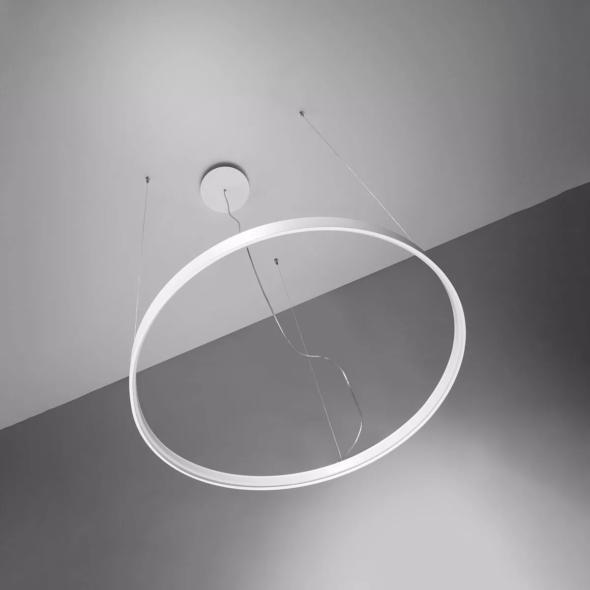 ŻYRANDOL RIO 110 CZARNY LED 4000K