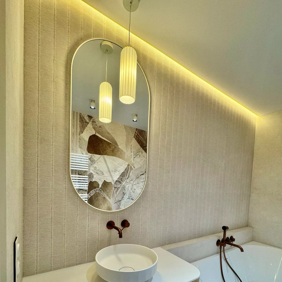 Lampa wisząca Piega 1 biała 1xE14 Lampa wisząca Piega 1 biała 1xE14