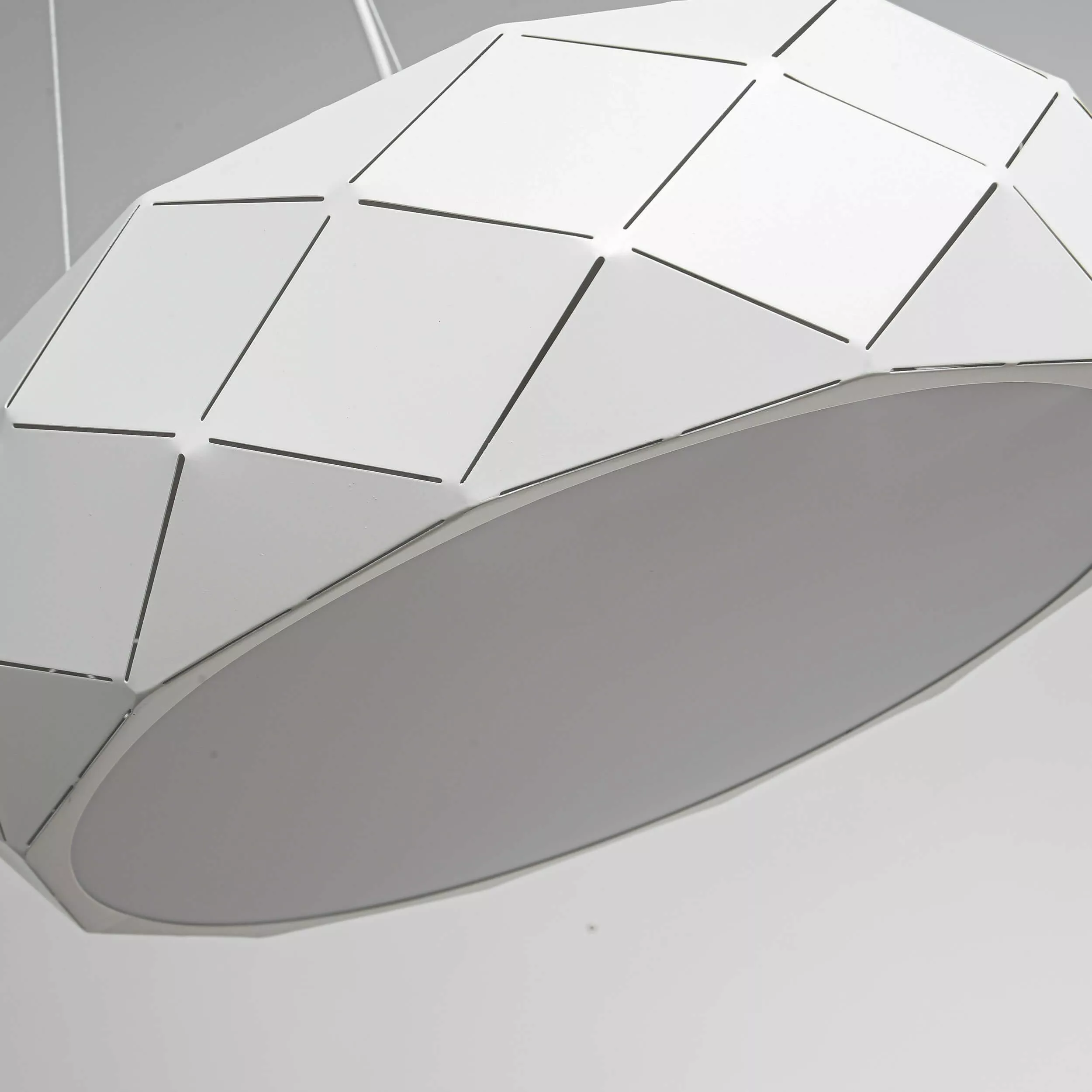 Lampa wisząca Reus biała 3xE27 Lampa wisząca Reus biała 3xE27