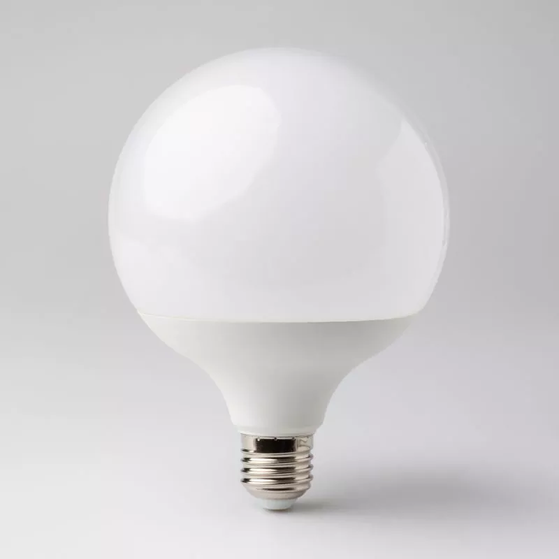 GLOBE E27 20W 3000K 1800LM
