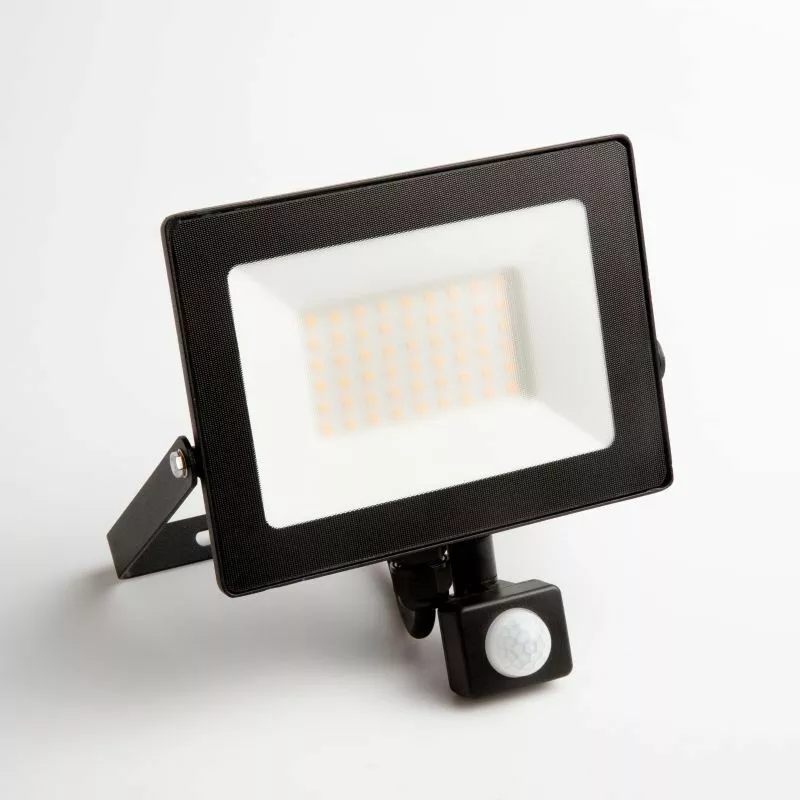 NAŚWIETLACZ LED 50W 6500K 4500LM PIR IP65